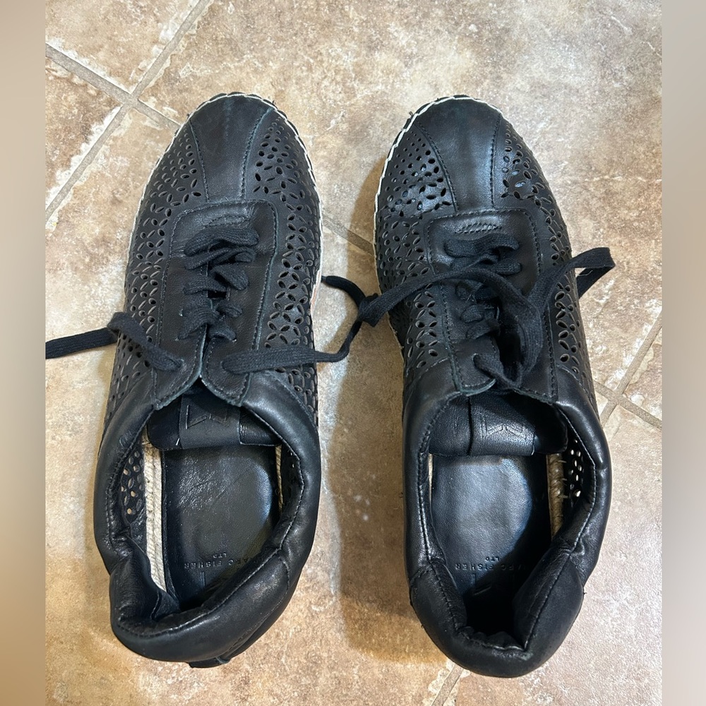 Marc Fisher Walden laser cut leather espadrille sneakers 10